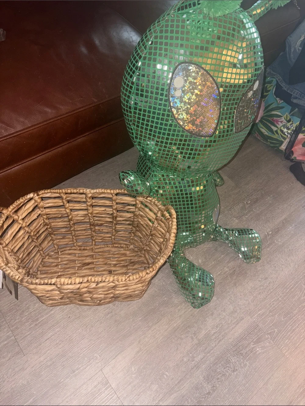 NWT<~’Natural Woven Storage Basket with Handles- Home Accents